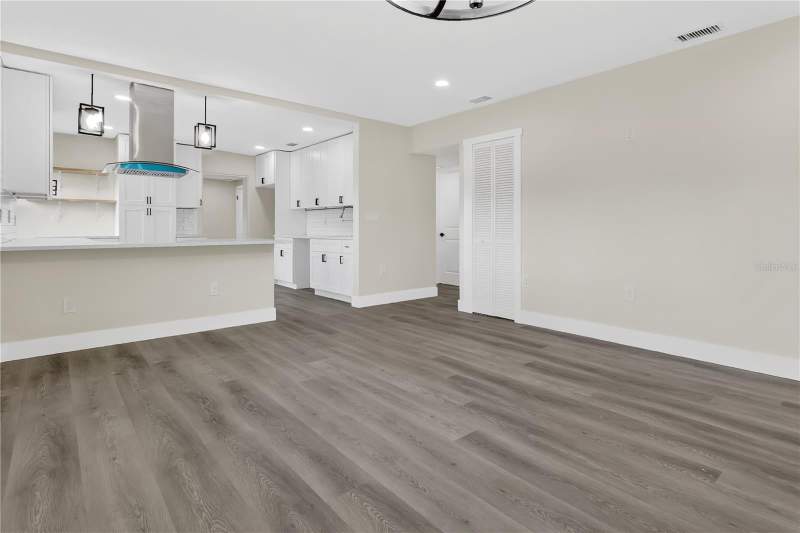 5 bedroom Single Family Residence at 2612 Roxbury Road, Glencoe Sub, Winter Park — photo 4