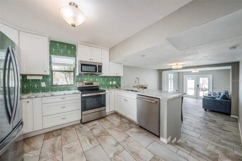 1702 E Knollwood Street, Tampa FL - photo 12 of 32