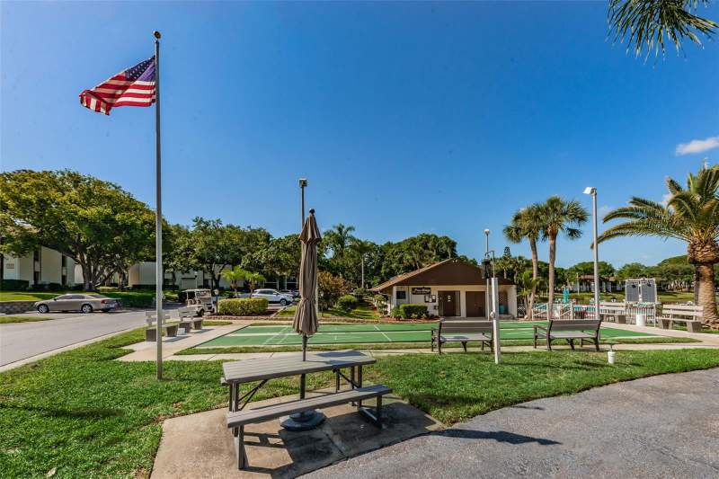 2 bedroom Condominium at 2575 Pine Ridge Way #E1, Pine Ridge At Palm Harbor, Palm Harbor — photo 2