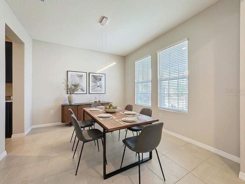4 bedroom Single Family Residence at 13071 Brookside Moss Drive, Belmond Reserve, Riverview — photo 3