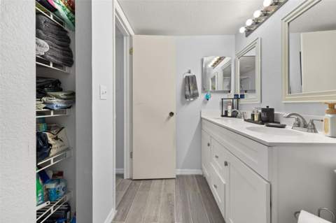 5713 Gatlin Avenue #226, Orlando FL - photo 24 of 40
