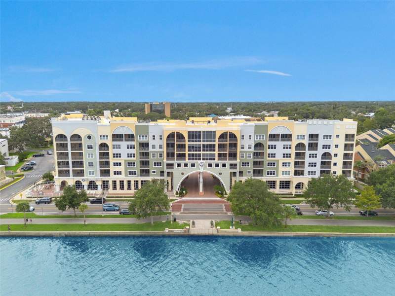 Gateway At Riverwalk A Condo