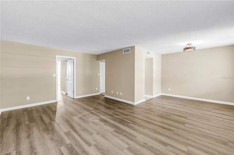 4720 Locust Street #116, St Petersburg FL - photo 9 of 37