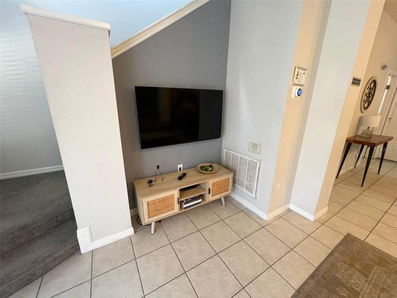 3 bedroom Townhouse at 8563 Bay Lilly Loop, Encantada Ph 1, Kissimmee — photo 2