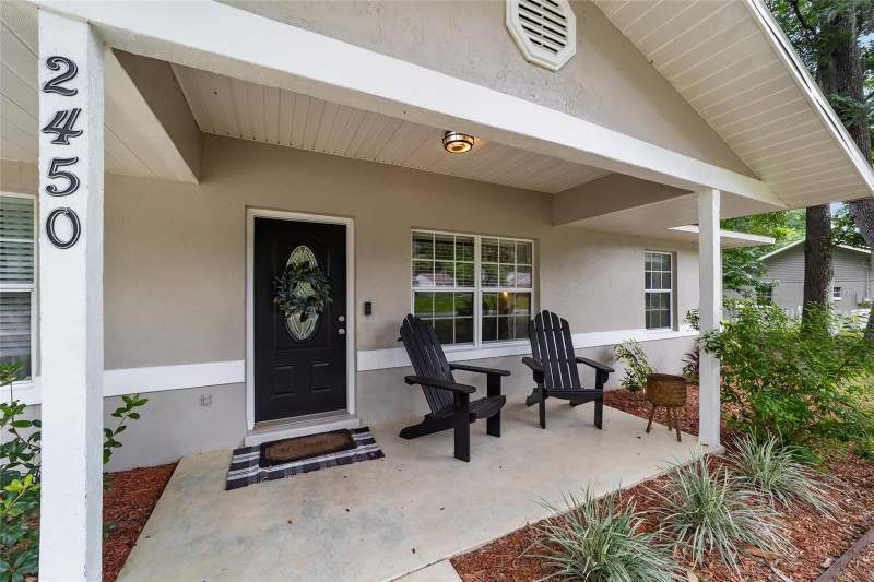 3 bedroom Single Family Residence at 2450 SE 40th Street Road, Shadow Woods 1st Add, Ocala — photo 2