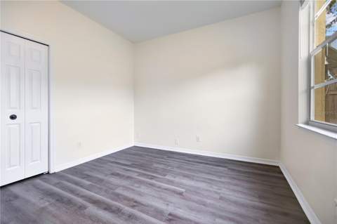 9303 Heritage Oak Court, Tampa FL - photo 11 of 39