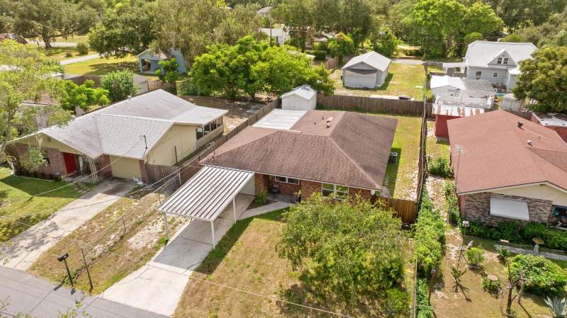 4 bedroom Single Family Residence at 125 Herbert Street, First Add, Auburndale — photo 2