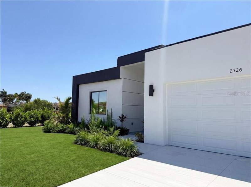 4 bedroom Single Family Residence at 2726 NW 41st Place, Cape Coral, Cape Coral — photo 2