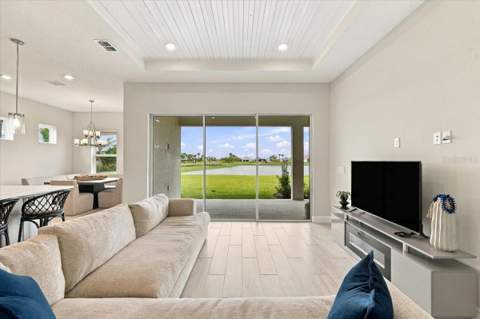 13705 Iona Avenue, Palmetto FL - photo 8 of 45