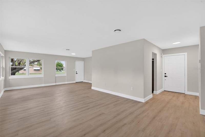 3 bedroom Single Family Residence at 2597 Starlite Lane, Port Charlotte Sec 033, Port Charlotte — photo 3