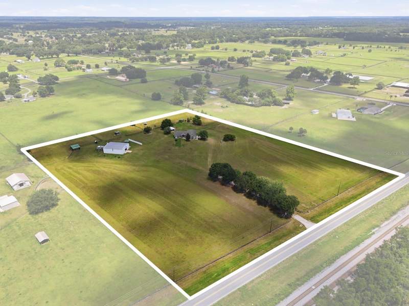4 bedroom Farm at 11748 NE Jacksonville Road, Anthony, Anthony — photo 4