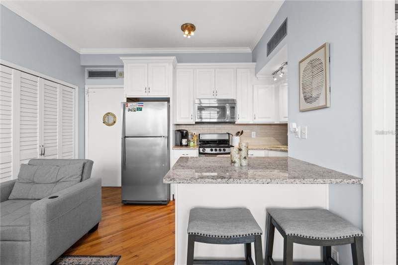 1 bedroom Condominium at 2109 Bayshore Boulevard #303, 4UI | Bayshore Royal Condominium, Tampa — photo 5