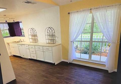 40107 Oakridge Drive, Lady Lake FL - photo 6 of 6