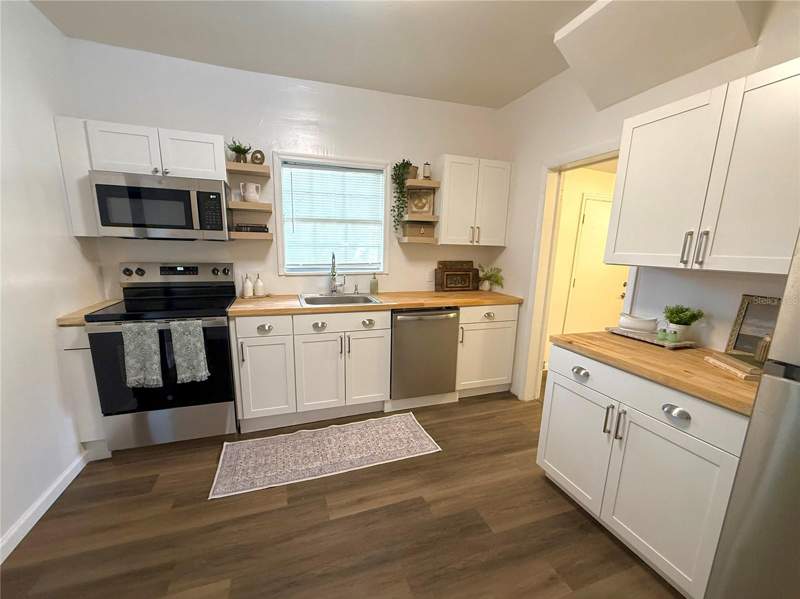 3 bedroom Single Family Residence at 1210 E 32nd Avenue, Buffalo Park 2nd Add, Tampa — photo 4