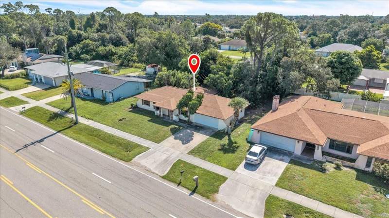 2 bedroom Single Family Residence at 20453 Midway Boulevard, Port Charlotte Sec 018, Port Charlotte — photo 2