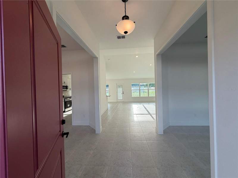 4 bedroom Single Family Residence at 52 Hemlock Trail, Silver Springs Shores Unit 7, Ocala — photo 5