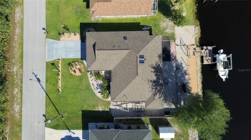 3 bedroom Single Family Residence at 17341 Robinson Avenue, Port Charlotte C Sec 44, Port Charlotte — photo 3