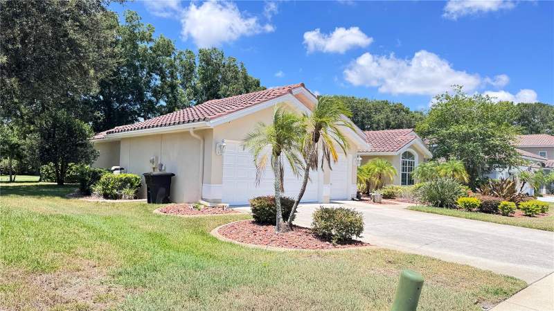 3 bedroom Single Family Residence at 1230 Berkshire Lane, Crescent Oaks Country Club Ph 1, Tarpon Springs — photo 4