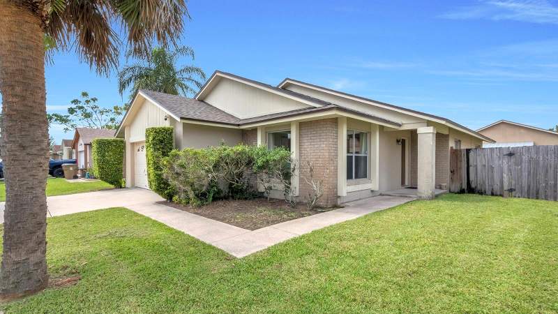 2 bedroom Single Family Residence at 3266 Peace Pipe Drive, Indian Wells Unit 4, Kissimmee — photo 2