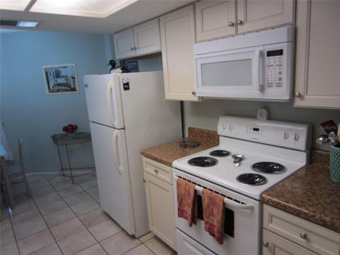 4922 Grist Mill Circle, New Port Richey FL - photo 19 of 43