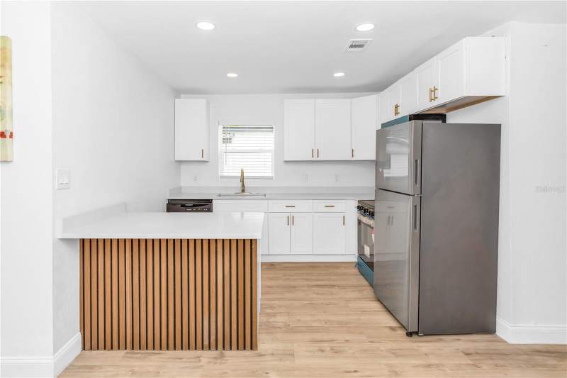 2 bedroom Single Family Residence at 1262 Seminola Boulevard, Sportsmans Paradise, Casselberry — photo 4