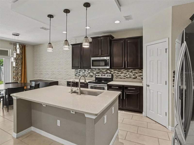 4 bedroom Single Family Residence at 3208 Stonewyck Street, Lake Preserve Ph 1, Orlando — photo 5