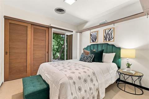 7535 Midnight Pass Road, Sarasota FL - photo 22 of 40