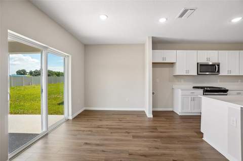 36564 Sagemoor Drive, Zephyrhills FL - photo 17 of 42
