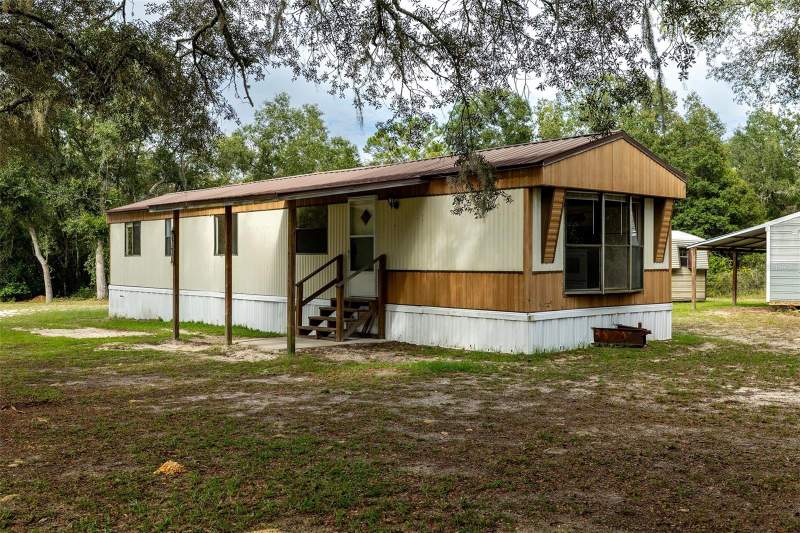 2 bedroom Manufactured Home at 5865 NE 137th Terrace, Country Estates, Williston — photo 2