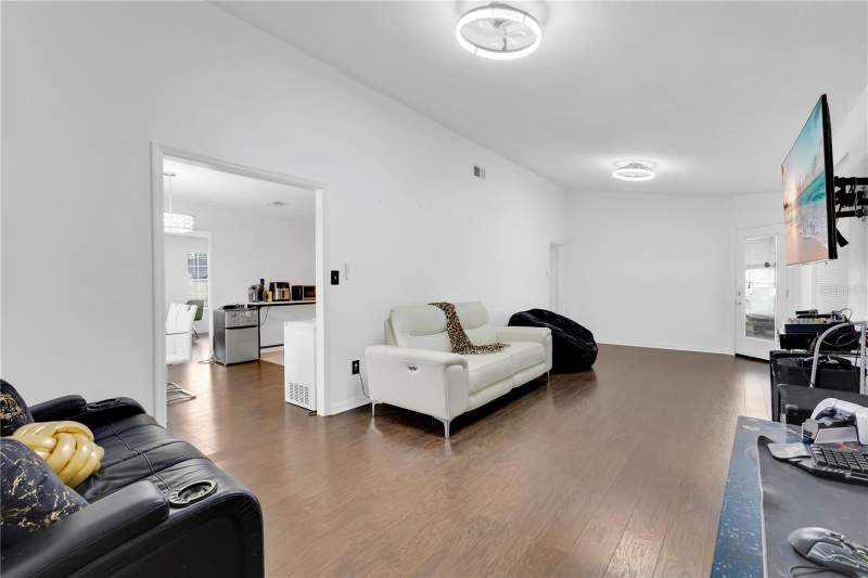 3 bedroom Single Family Residence at 5054 Arrapahoe Street, Narcoossee New Map, St Cloud — photo 5