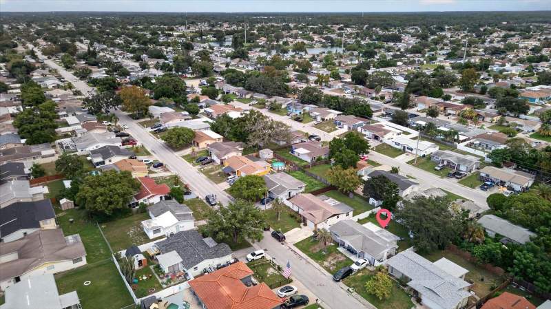 3 bedroom Single Family Residence at 9440 Rainbow Lane, Regency Park, Port Richey — photo 3