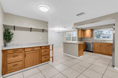 9203 Greenbriar Lane, Port Richey FL - photo 14 of 27