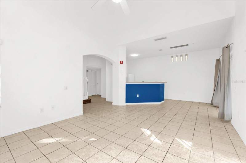 4 bedroom Townhouse at 1001 Park Ridge Circle, Lake Berkley Resort Villas Ph 2, Kissimmee — photo 3