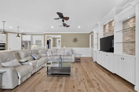 16927 Winthrop Place, Lakewood Ranch FL - photo 18 of 53