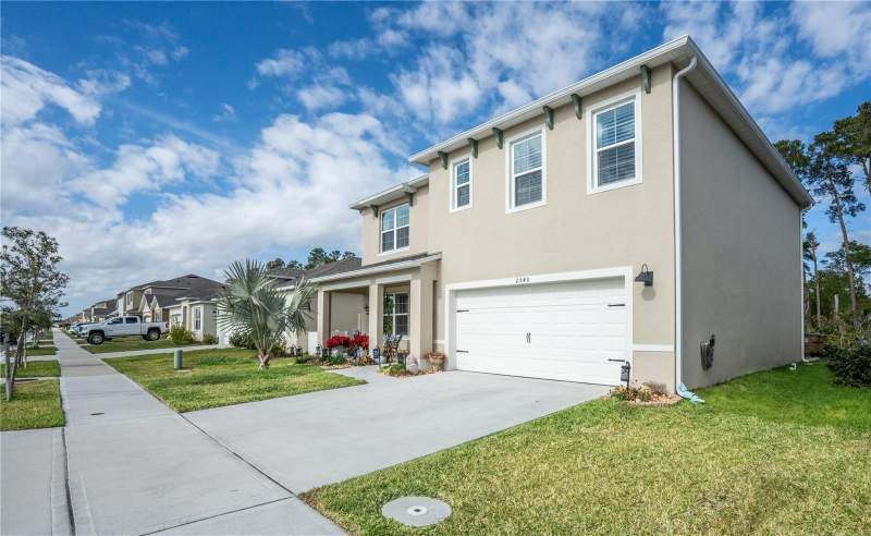 5 bedroom Single Family Residence at 2540 Harmonia Hammock Road, Villages At Harmony Ph 1C-2, Harmony — photo 4