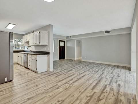 7115 Alvina Way, Orlando FL - photo 10 of 30