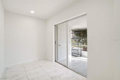 4013 Lake Bayshore Dr #107, Bradenton FL - photo 23 of 32