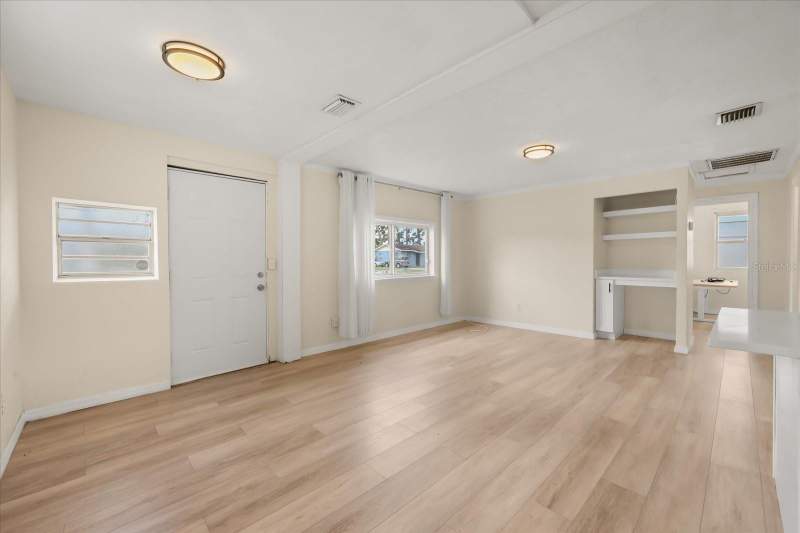 2 bedroom Single Family Residence at 4073 Nimons Street, L C Coxs Second Add, Orlando — photo 3