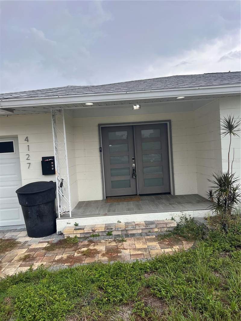 3 bedroom Single Family Residence at 4127 28th Avenue, Harshaw Sub, St Petersburg — photo 4