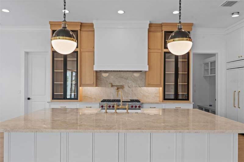 5 bedroom Single Family Residence at 690 Geneva Place, Davis Islands Pb10 Pg52 To 57, Tampa — photo 5