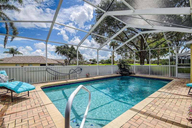 3 bedroom Single Family Residence at 18624 Grand Club Drive, Heritage Pines Village 24, Hudson — photo 3