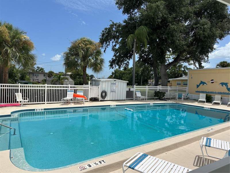 2 bedroom Manufactured Home at 4150 66th Street #1, Brookside Mobile Manor Inc, St Petersburg — photo 2