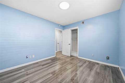 10717 Donbrese Avenue, Tampa FL - photo 15 of 39