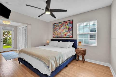 564 70th Avenue, St Pete Beach FL - photo 6 of 32