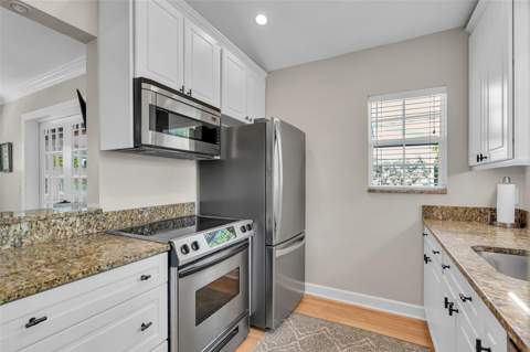 564 70th Avenue, St Pete Beach FL - photo 7 of 32