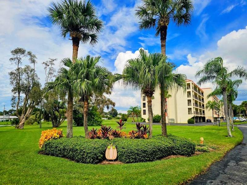 2 bedroom Condominium at 9490 Harbor Greens Way #503, Harbor Greens At Yacht Club Estates, Seminole — photo 2