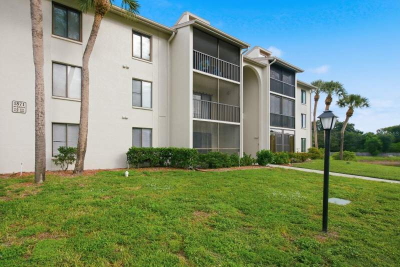 2 bedroom Condominium at 1871 Pine Ridge Way #E1, Pine Ridge At Palm Harbor, Palm Harbor — photo 3