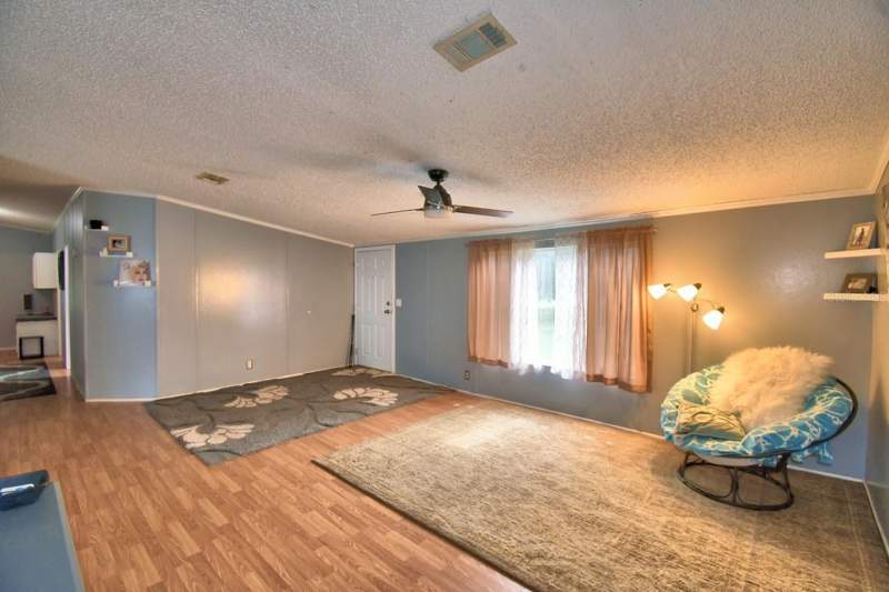 4 bedroom Manufactured Home at 1750 W Frostproof Road, Oakridge Estates, Frostproof — photo 3