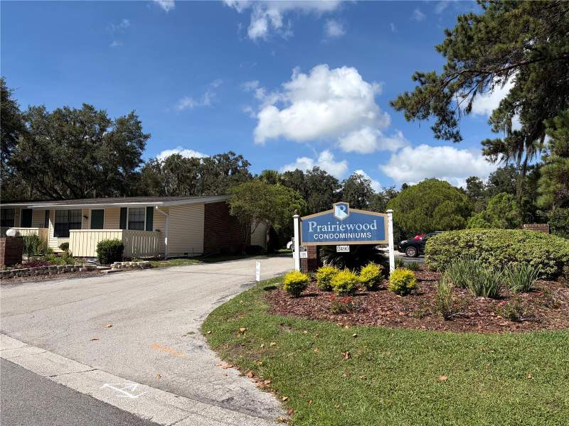 1 bedroom Condominium at 2490 SW 14th Drive #11, Prairiewood, Gainesville — photo 4
