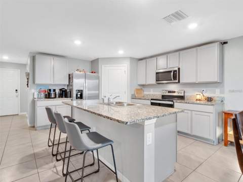 16636 Windmill Forge Pass, Wimauma FL - photo 8 of 40